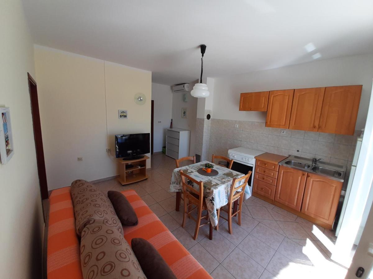 Apartments Pavelic نوفي فينودولسكي المظهر الخارجي الصورة