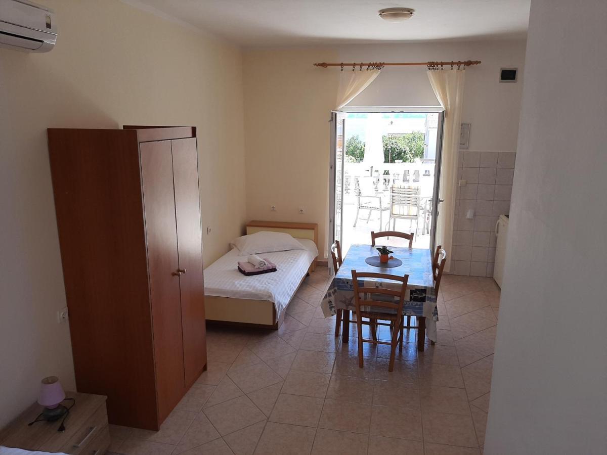 Apartments Pavelic نوفي فينودولسكي المظهر الخارجي الصورة